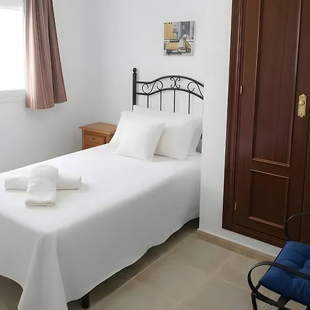 Apartament En Ubicado En En Zona Tranquila Y Muy Bien Situada Disfrutar Del Pueblo Y De La Playa Sin Necesidad De Coche Solo Familias Y Parejas Conil De La Frontera
