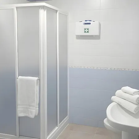 Apartment En Ubicado En En Zona Tranquila Y Muy Bien Situada Disfrutar Del Pueblo Y De La Playa Sin Necesidad De Coche Solo Familias Y Parejas Conil De La Frontera