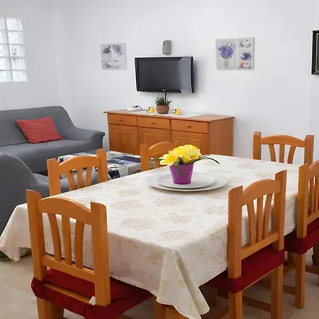 Apartamento En Ubicado En En Zona Tranquila Y Muy Bien Situada Disfrutar Del Pueblo Y De La Playa Sin Necesidad De Coche Solo Familias Y Parejas Conil De La Frontera